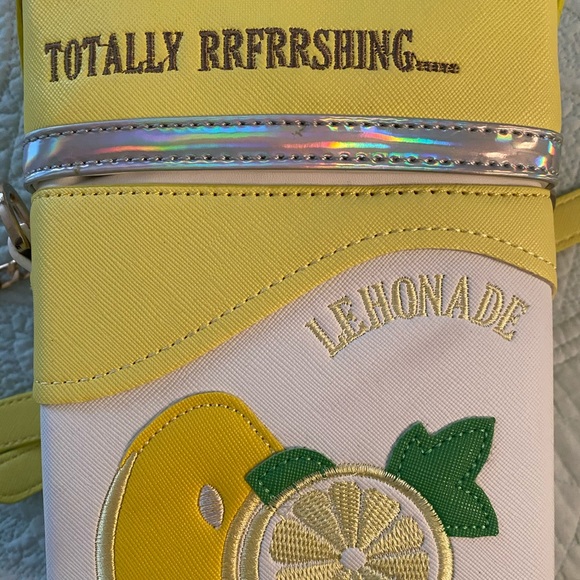 🍋 Lemonade Cross Body Purse w/ a Straw - Picture 10 of 12